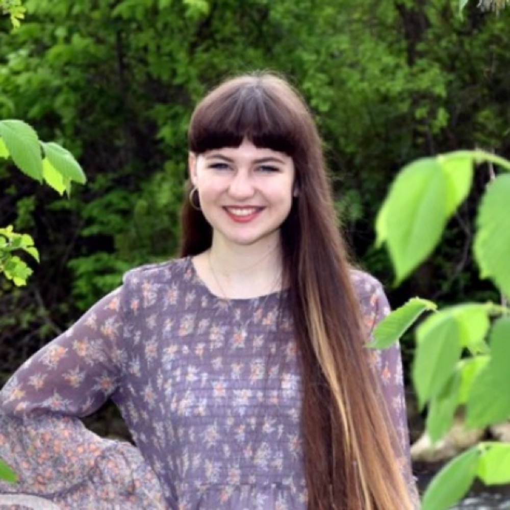 Meet your Posher, Laura